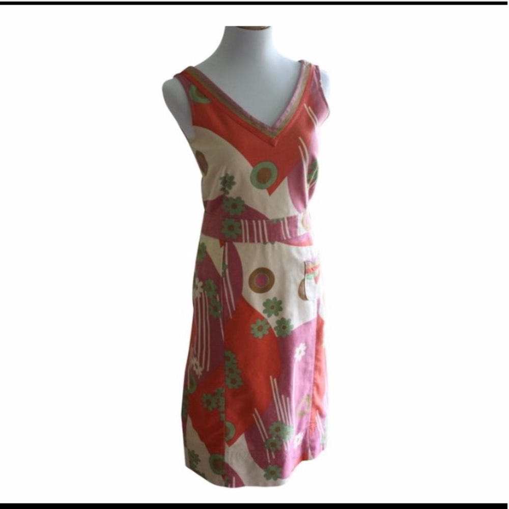 Marc Jacobs sleeveless v-neck dress